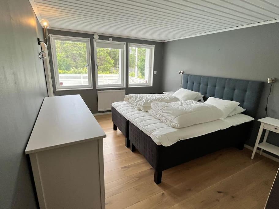 Villa Med Pool Och Bara 600M Till Havet! Trosa Exteriér fotografie